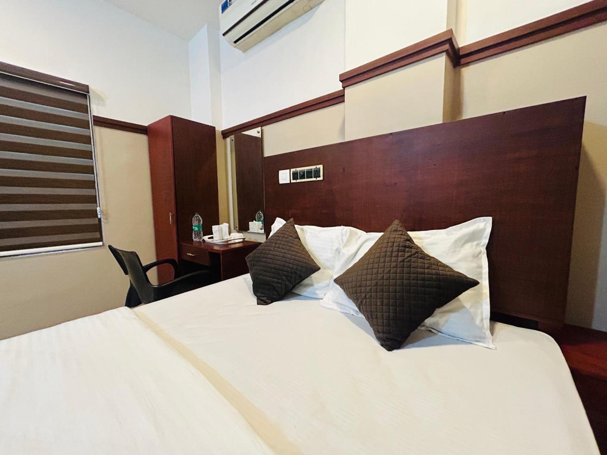 Rio Rooms Medical College Calicut Exterior foto